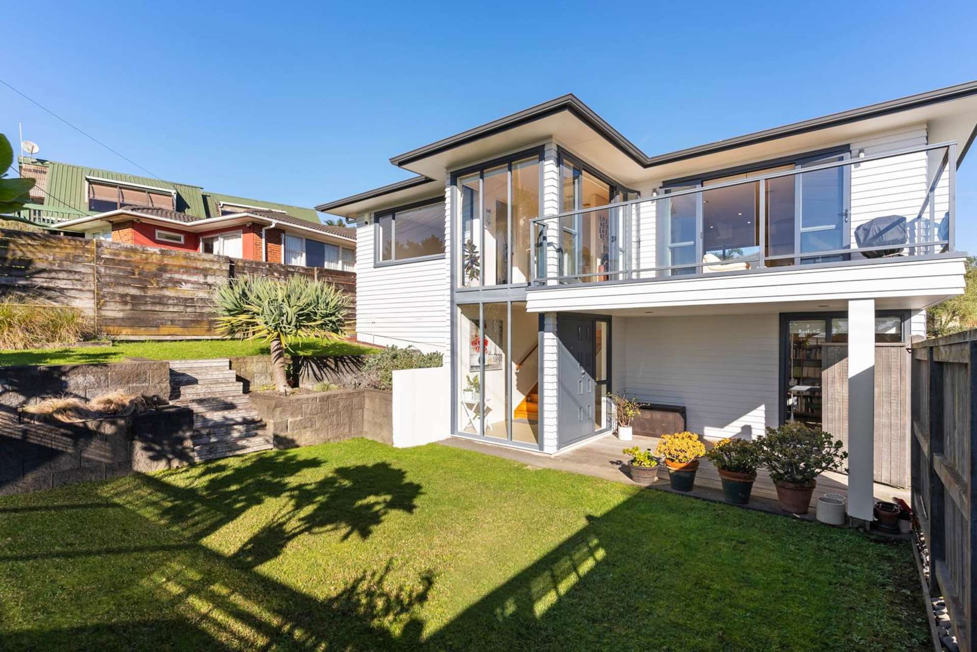 762 East Coast Road Oteha_0