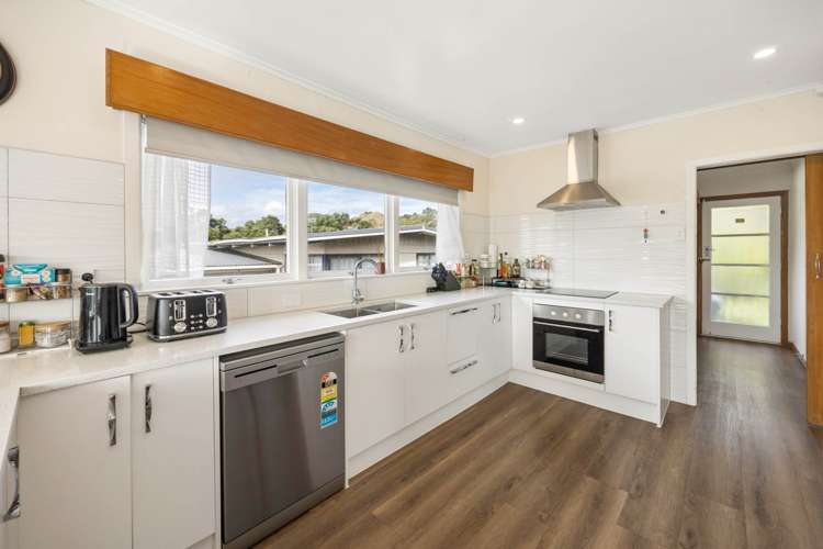 90 Coronation Road Mangere Bridge_8