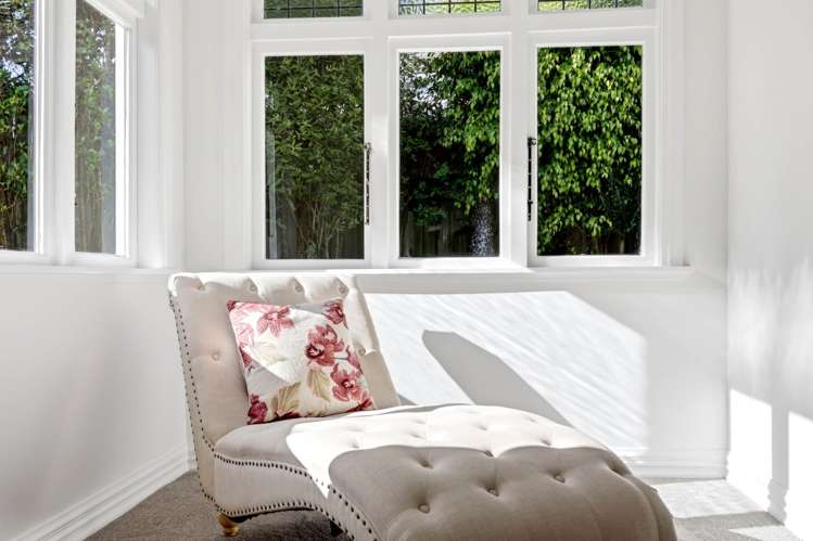 13 Eastvale Close Greenhithe_21