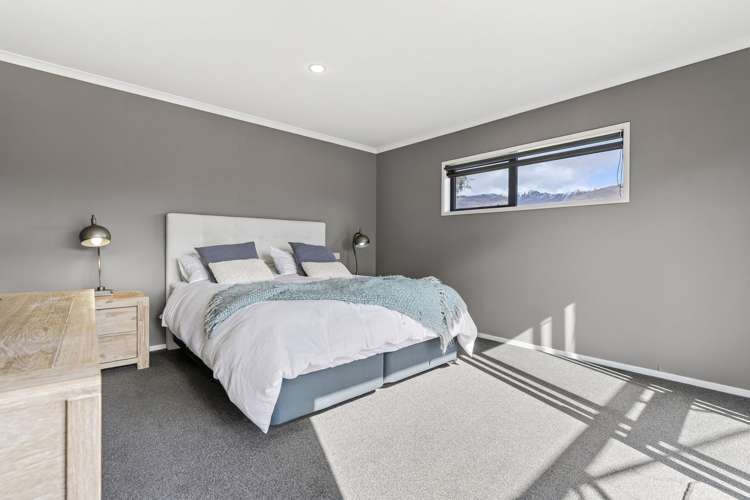 7 Centre Crescent Wanaka_14