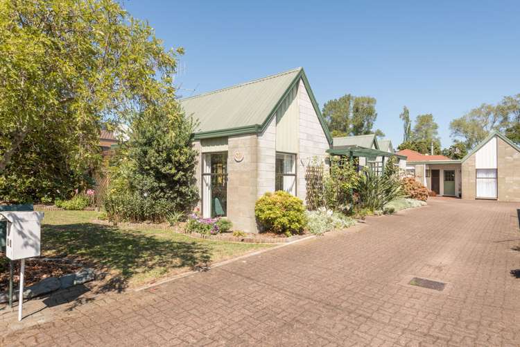 2/6 Hobhouse Street Stoke_16