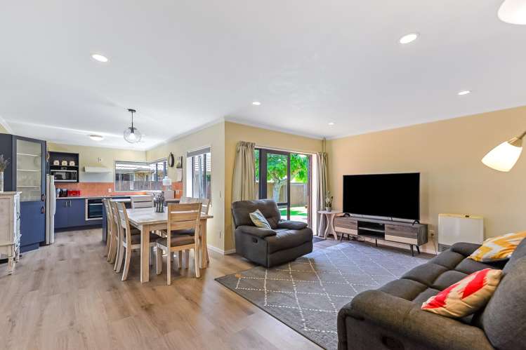 34 Cairns Crescent Rototuna_7