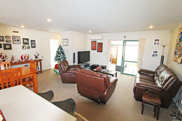 18 Albizia Avenue Henderson_2