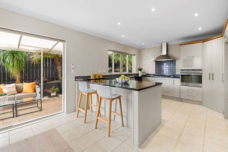 14 Brancott Place Flat Bush_5