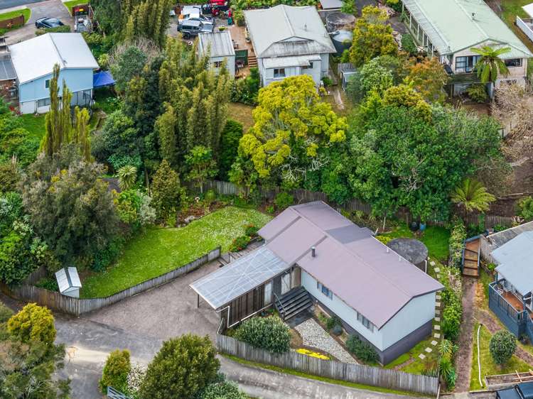 1/105 Brian Crescent Stanmore Bay_14