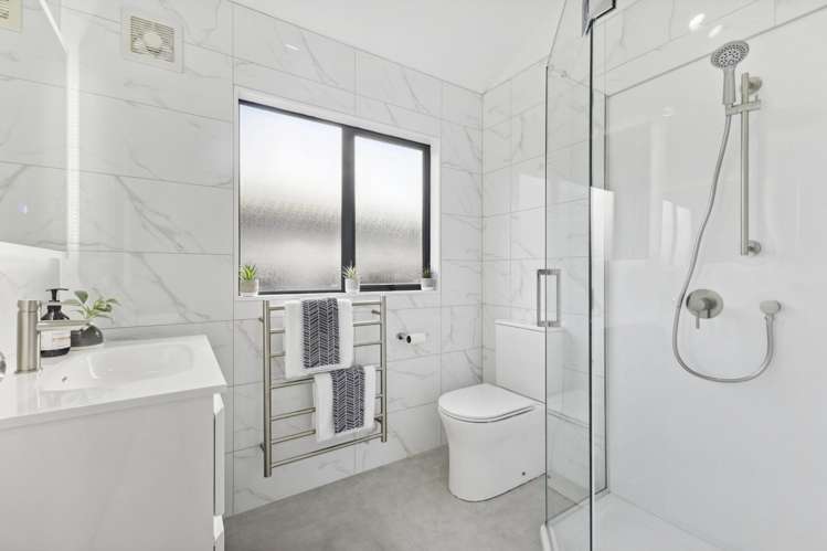 5a Hattaway Avenue Bucklands Beach_11