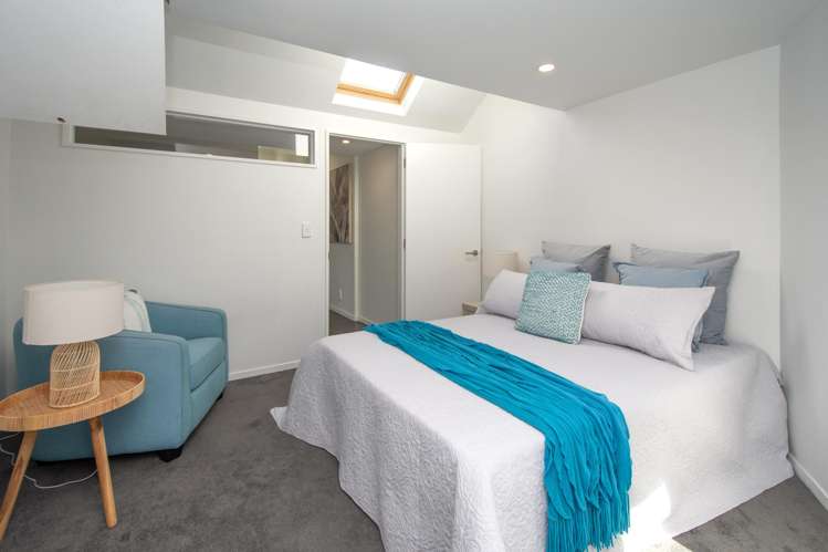 147 Soleares Avenue Mount Pleasant_11