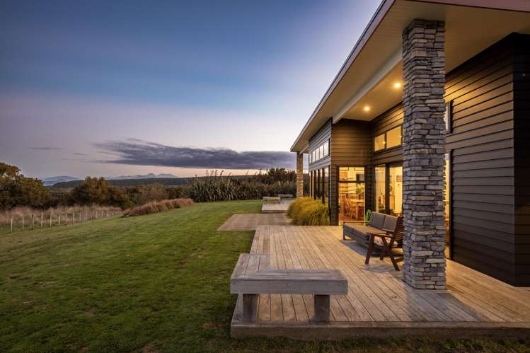 741 Hingarae Road Marotiri_38