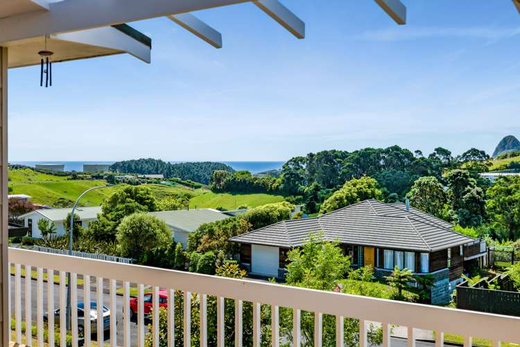 9 Saint Ives Grove Whalers Gate_9