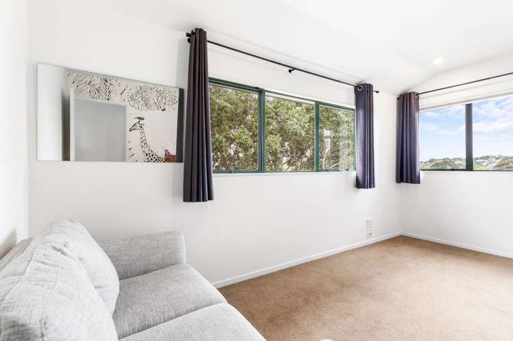 6 Peach Parade 1776_8