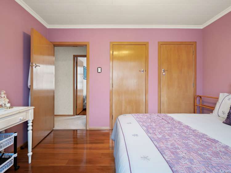 12 Delphic Street Sawyers Bay_10