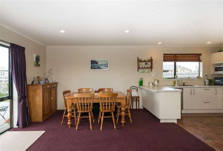 17 Temple Mews Renwick_4