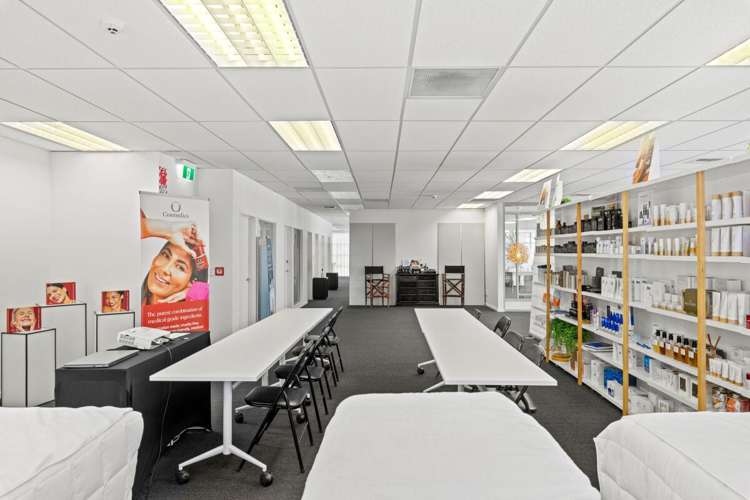 15B Leslie Hills Drive City Centre_5
