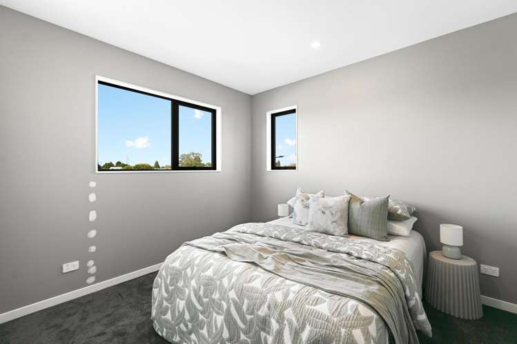 8 Earp Crescent Chartwell_16