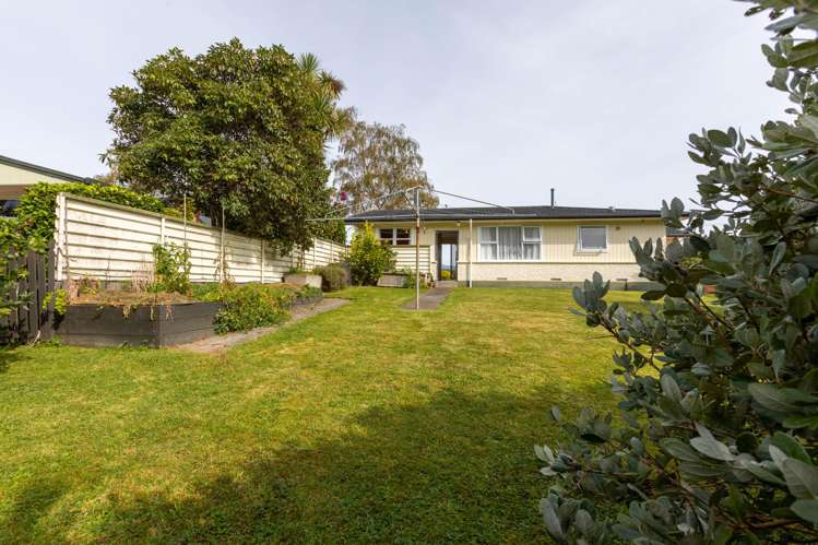 82 Guy Street Dannevirke_22