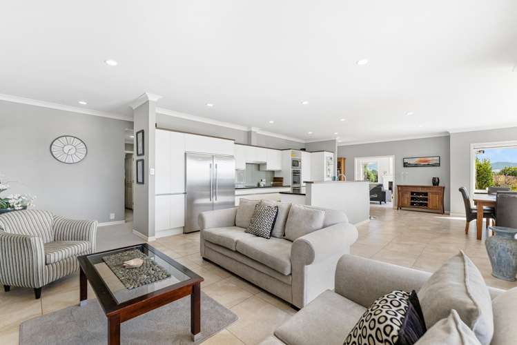 249 Walker Road East Aongatete_13