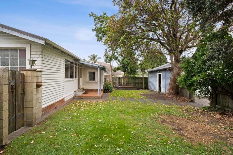 201 Derby Street Gisborne_14