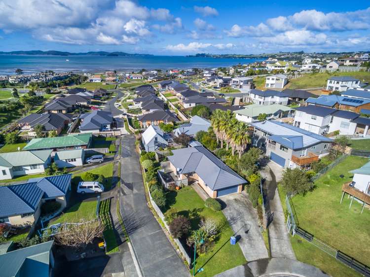 6 Robinia Place Snells Beach_22