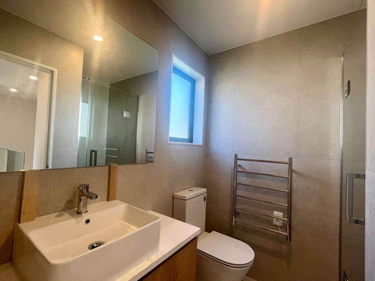44D Sylvan Crescent Te Atatu South_12
