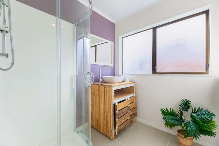 8 Olive Terrace Paraparaumu Beach_16