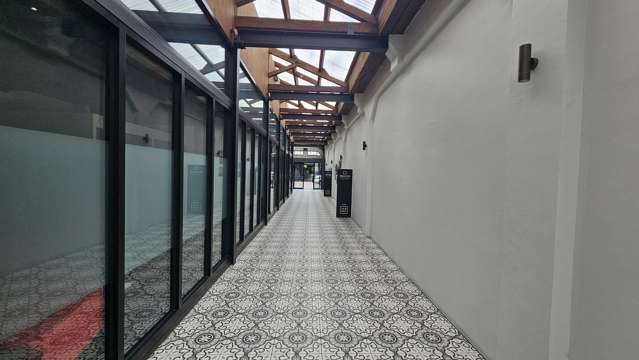 2/211 Heretaunga Street East Hastings_4