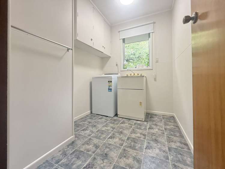 122 Whangaparaoa Road Red Beach_12