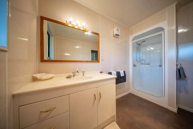 9 Melland Place Te Anau_16