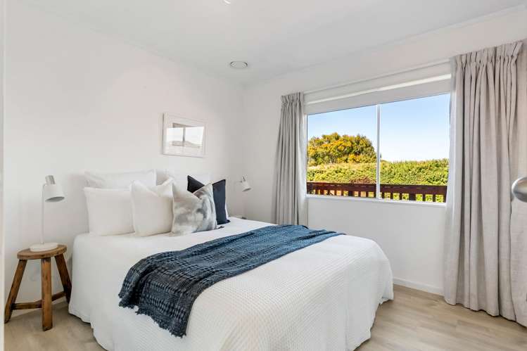 3 Sispara Place Beach Haven_6