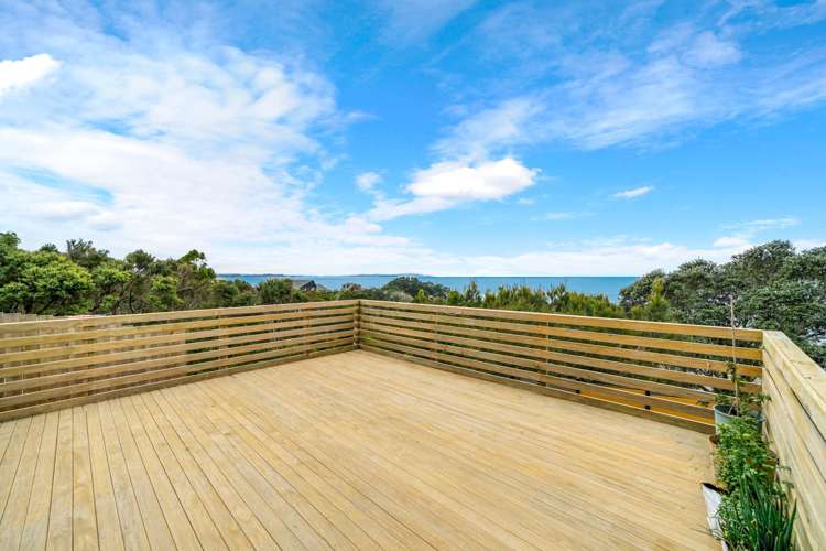 254 Whangaparoa Road Red Beach_17