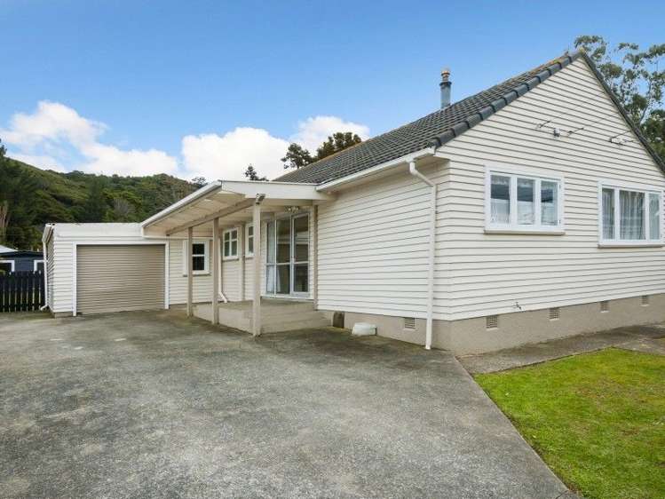 27 Westminster Road Wainuiomata_1