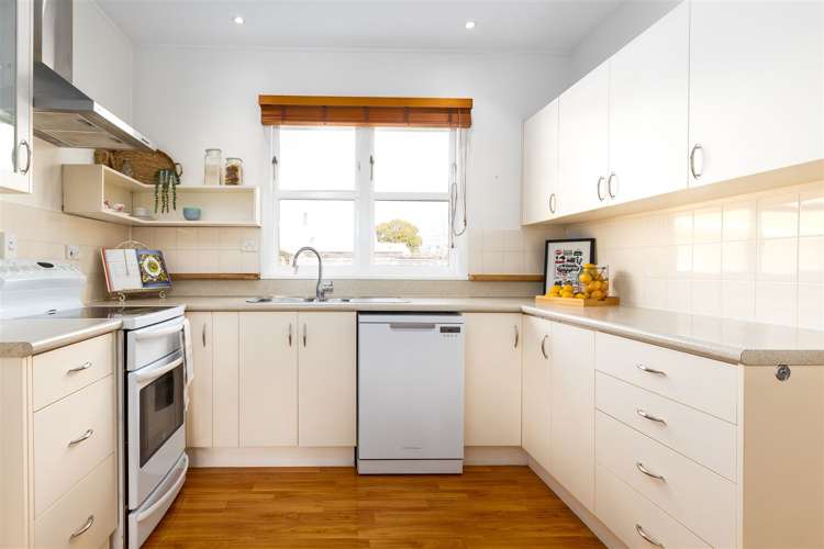 63 George Street Blenheim Central_14