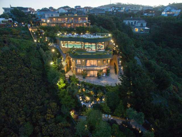 Russian’s cascading Kiwi mansion has sold - but price a secret