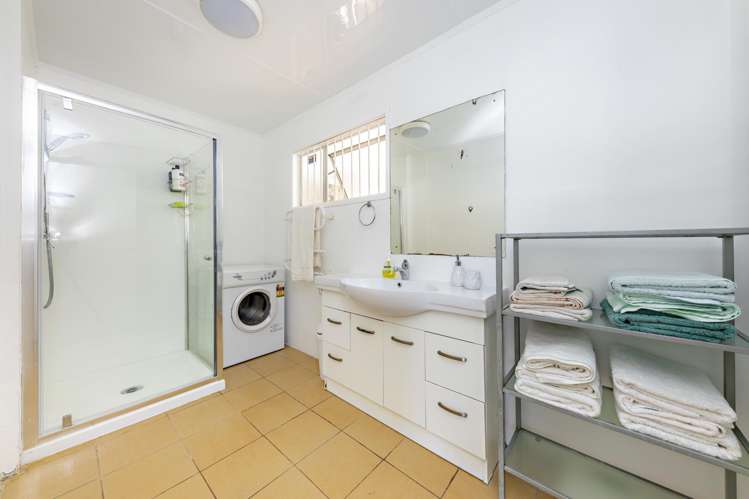 7 Agar Place Favona_6