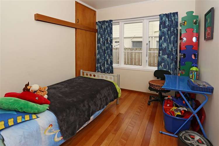 15 Henderson Valley Road Henderson_19