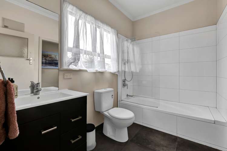 23 Waimea Street Westown_4