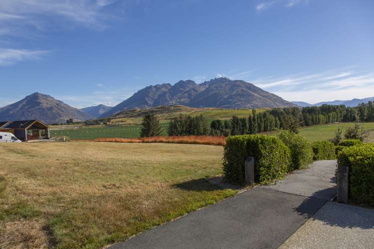 19 Cunninghams Drive Jacks Point_12