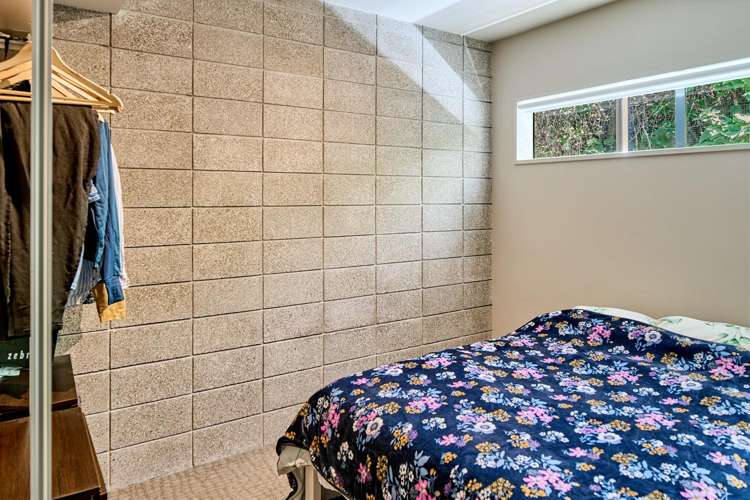 W405/405A 28 Torrens Terrace Mount Cook_7