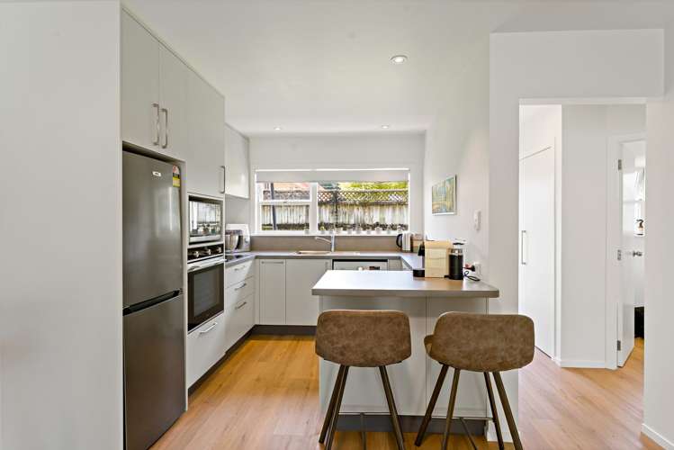 2/16 Lancing Road Sandringham_4