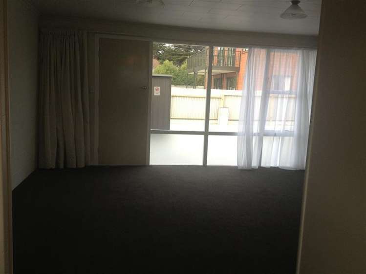 2/157 Eye Street Appleby_11