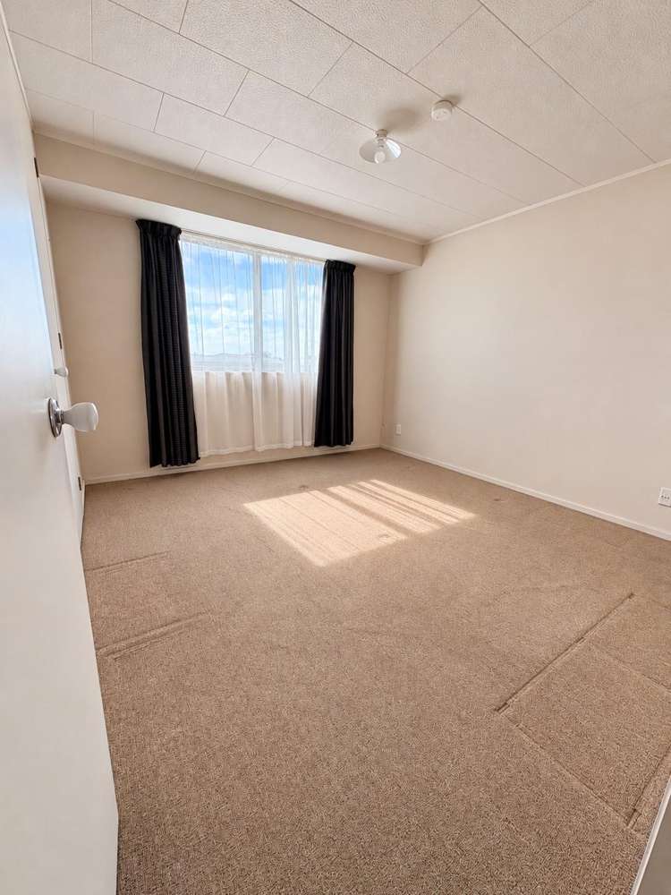  76 Staveley Avenue Mount Roskill_9