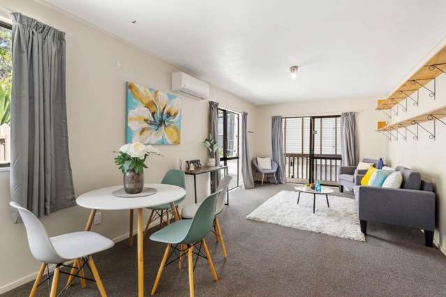 179 Solar Road Glen Eden_1