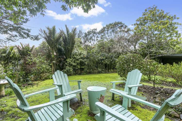 13 Bush Road Waiatarua_23