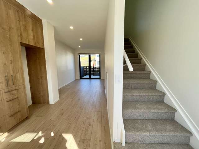 12/21 Makomako Drive 1627_3