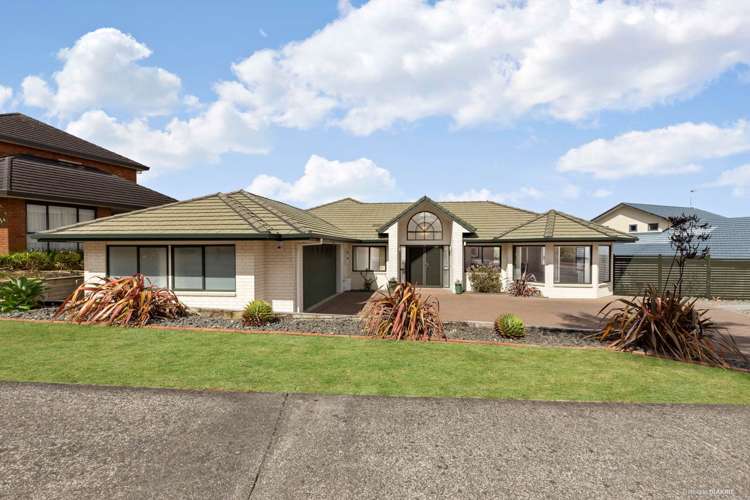 302 Hill Road The Gardens_15