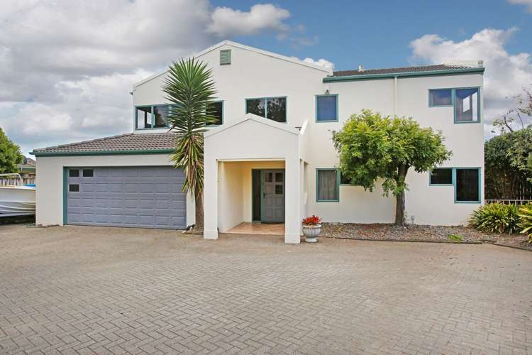 3 Graham Tagg Close_0