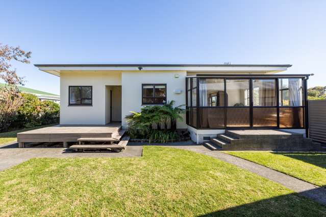 10 Cassino Crescent Onekawa_1