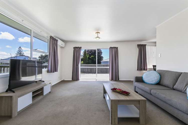 36 Rewarewa Road Te Atatu Peninsula_6