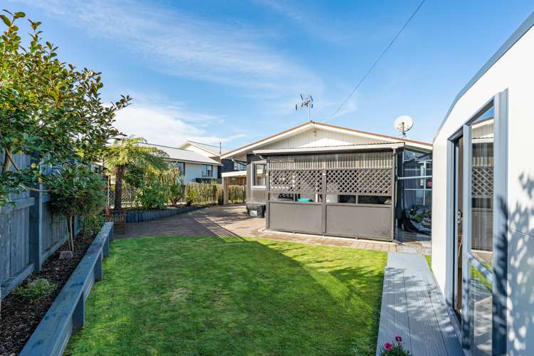 2/14 Huia Street Taupo_18