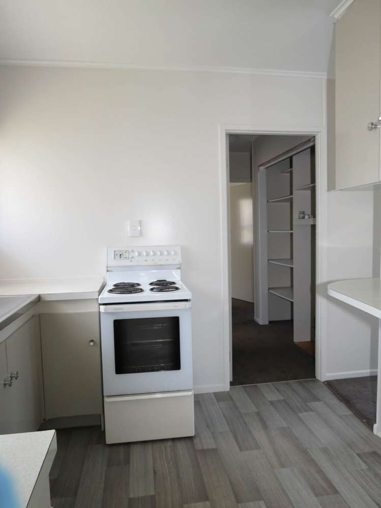 2/5 Maru Road Takanini_10