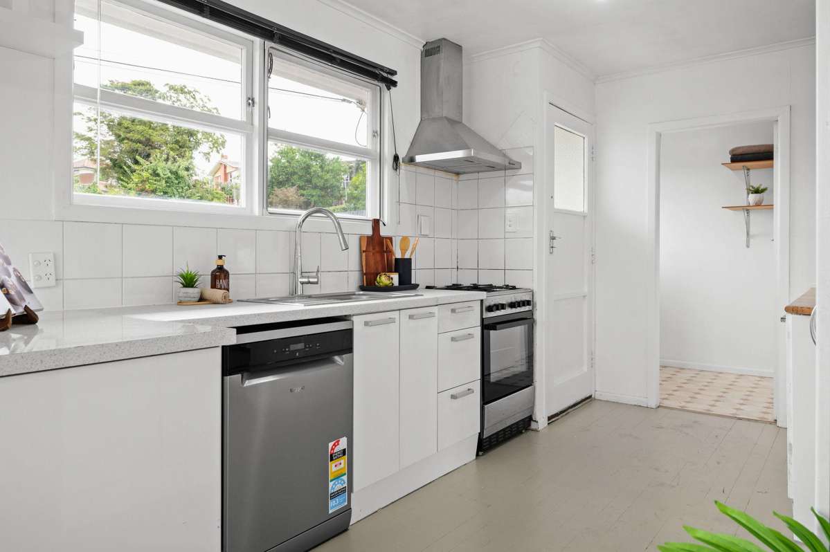 16 Manapouri Place_1